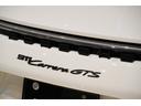 ９１１カレラＧＴＳ　スポーツクロノパッケージ　スポーツデザインパッケージ　電動ガラスサンルーフ　イオナイザー　エクスクルーシブデザインテールライト　全周囲カメラ　シートヒーター　ガラスルーフ（46枚目）