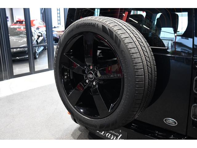 ディフェンダー １１０Ｘ　Ｄ３００　同色ペイント・ワイドトレッドスペーサー・電動サイドステップ・２２インチ５スポークＡＷグロスブラック・アンビエントライトシステム・パノラミックルーフ・シートベンチレーション（38枚目）
