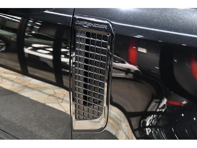 ディフェンダー １１０Ｘ　Ｄ３００　同色ペイント・ワイドトレッドスペーサー・電動サイドステップ・２２インチ５スポークＡＷグロスブラック・アンビエントライトシステム・パノラミックルーフ・シートベンチレーション（43枚目）