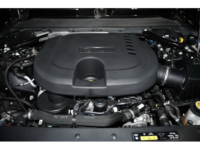 ディフェンダー １１０Ｘ　Ｄ３００　同色ペイント・ワイドトレッドスペーサー・電動サイドステップ・２２インチ５スポークＡＷグロスブラック・アンビエントライトシステム・パノラミックルーフ・シートベンチレーション（48枚目）