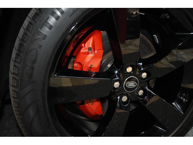 ディフェンダー １１０Ｘ　Ｄ３００　同色ペイント・ワイドトレッドスペーサー・電動サイドステップ・２２インチ５スポークＡＷグロスブラック・アンビエントライトシステム・パノラミックルーフ・シートベンチレーション（49枚目）