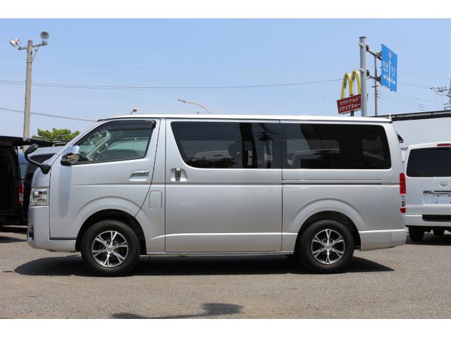 スーパーGL 3,0DT 4WD 5ナンバー乗用登録(2枚目)