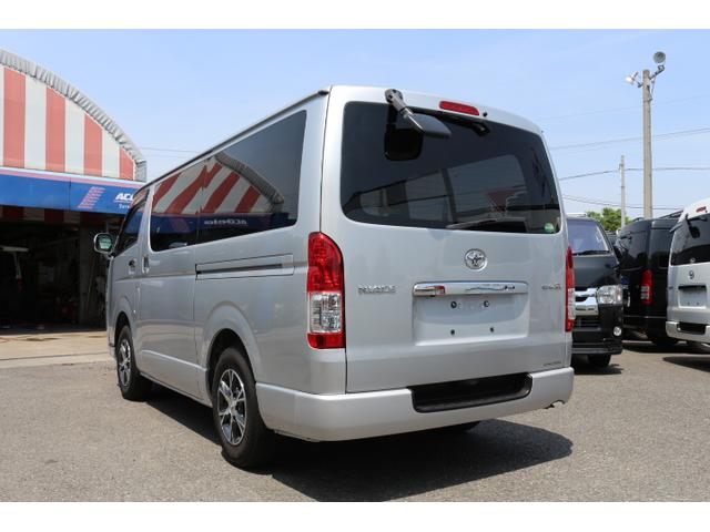 スーパーGL 3,0DT 4WD 5ナンバー乗用登録(3枚目)