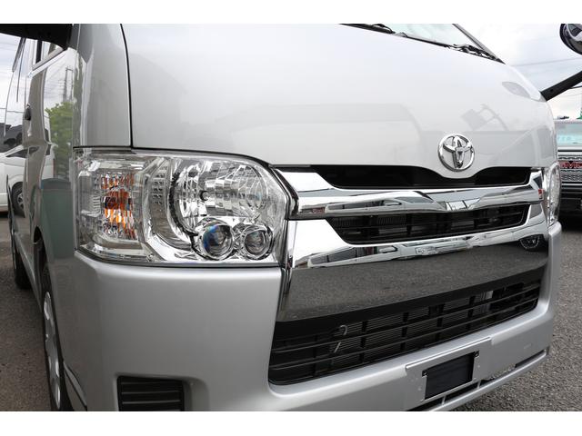 2.8DT 2WD DX GLパッケージ 10人乗 乗用登録(8枚目)