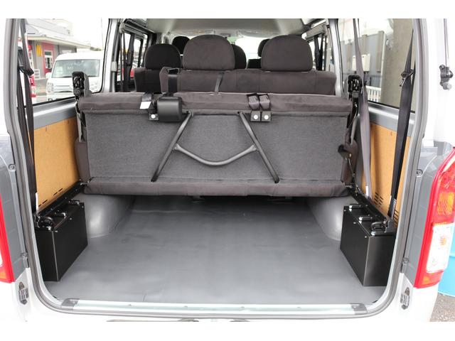 2.8DT 2WD DX GLパッケージ 10人乗 乗用登録(24枚目)