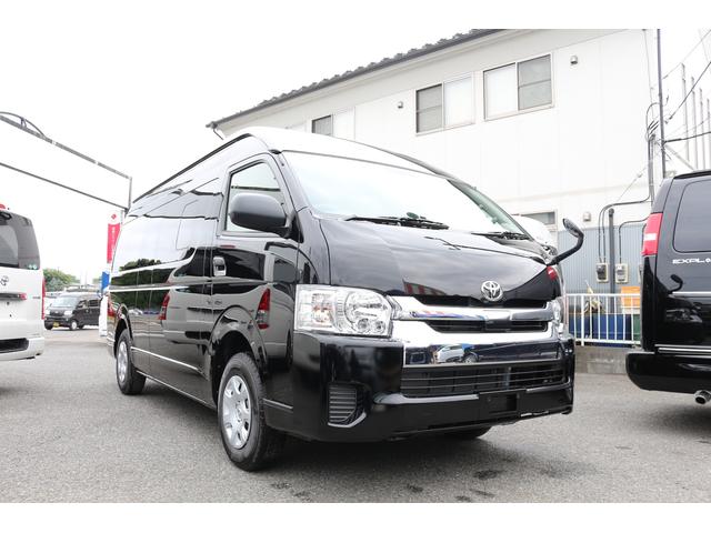 2800DT 4WD 10人乗り 3ナンバー乗用登録(7枚目)