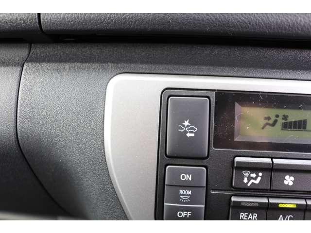 2.8DT 10人乗 3ナンバー乗用登録 普通免許 事業用可(15枚目)