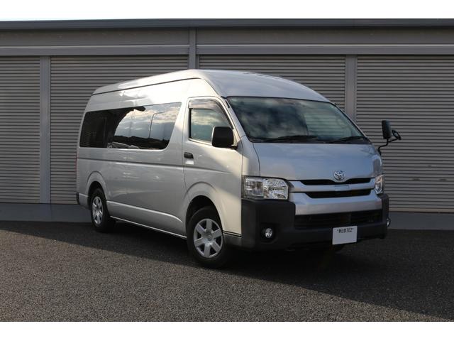 ハイエースコミューター スーパーロングＧＬ　４ＷＤ１０人乗り３ナンバーワゴン乗用登録（2枚目）