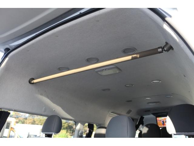 ハイエースコミューター スーパーロングＧＬ　４ＷＤ１０人乗り３ナンバーワゴン乗用登録（11枚目）