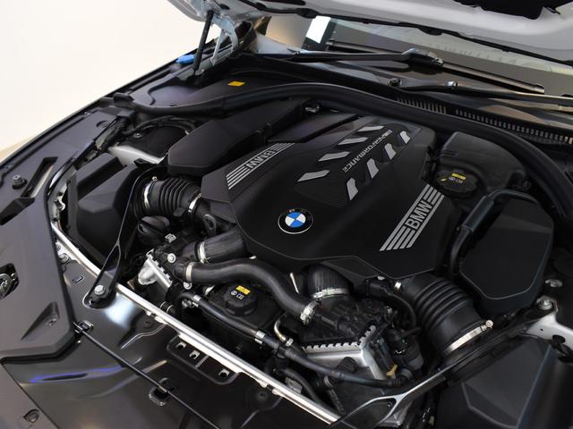 ８シリーズ Ｍ８５０ｉ　ｘＤｒｉｖｅカブリオレ　ミネラルホワイト　黒赤レザー　ＢｏｗｅｒｓＷｉｌｋｉｎｓ　シートヒーター　ベンチレーション　エアスカーフ（51枚目）