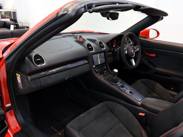 718スパイダー 718スパイダー 2021MY 1オーナー OP317 LEDヘッドライト Burmester レザーインテリア コントラストステッチ カーボンインテリア シートヒーター オートエアコン(26枚目)