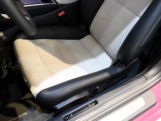 718ケイマン 718ケイマンスタイルエディション 2025MY 左ハンドル 6速MT OP140 スポーツデザインPKG シートヒーター ベンチレーション BOSE LEDヘッドライト ホワイトメーター ステアリングヒーター(15枚目)