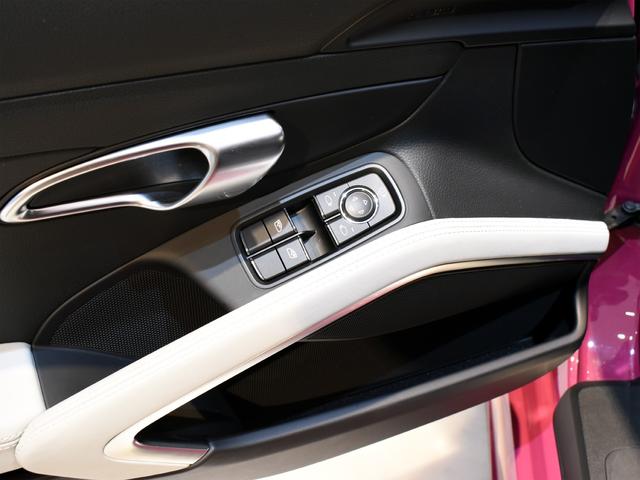 718ケイマン 718ケイマンスタイルエディション 2025MY 左ハンドル 6速MT OP140 スポーツデザインPKG シートヒーター ベンチレーション BOSE LEDヘッドライト ホワイトメーター ステアリングヒーター(18枚目)