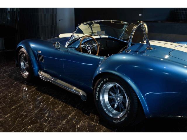 アメリカその他 　スーパフォーマンス　ＭＫ３　コブラ　３年保証　正規新車　シェルビー　ライセンスドモデル　スーパフォーマンス　５．０Ｌ　コヨーテＤＯＨＣ（7枚目）