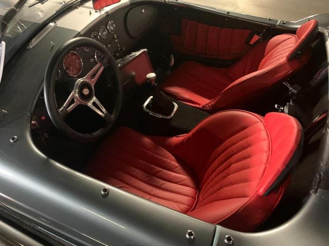 アメリカその他 　スーパフォーマンス　ＭＫ３　コブラ　３年保証　正規新車　シェルビー　ライセンスドモデル　スーパフォーマンス　５．０Ｌ　コヨーテＤＯＨＣ（27枚目）