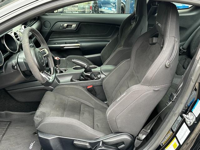 マスタング シェルビーGT350 レカロシート ブレンボ 6速MT NA5.2Lフラットプレーンクランクエンジン アップルカープレイ アンドロイドオート 走行履歴確認書付き(27枚目)
