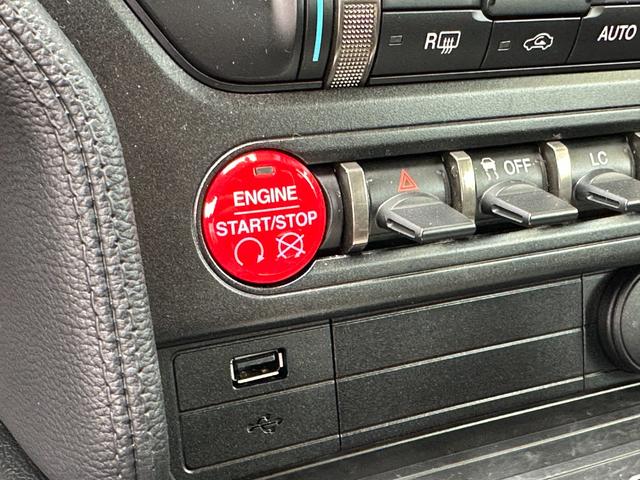 マスタング シェルビーGT350 レカロシート ブレンボ 6速MT NA5.2Lフラットプレーンクランクエンジン アップルカープレイ アンドロイドオート 走行履歴確認書付き(34枚目)