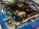 GT500用のエンジンはハンドビルトされており、ブレートにマイスターのサインが刻まれている。760hp、最大トルク625lb-ft