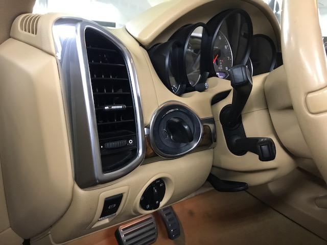 S 4WD 新車並行 左ハンドル サンルーフ PDLS(17枚目)