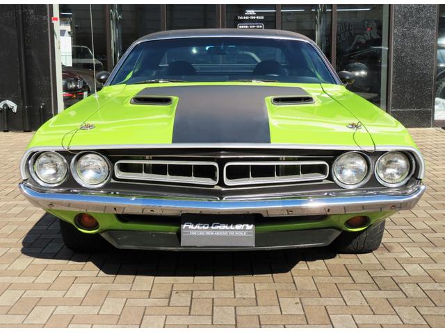 ダッジ チャレンジャー ダッジ ｒ ｔ 実走行車 ７１ｙグリル ３４０エンジン ４輪ディスクブレーキ バイパーｓｒｔ１０キャリパー ロングチューブヘダース フローマスターマフラー エーデルブロックキャブレーター インテーク ｅｔｃ の中古車詳細 中古車検索なら