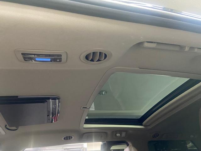 シエナ リミテッド　ダブルサンルーフ　ブラウンレザーインテリア　両側パワースライドドア　社外９インチワイドナビＴＶ　フリップダウンモニター　バック＆サイドカメラ　ＥＴＣ　ＡＣＣ　ＢＳＭ　ＬＤＡ（36枚目）