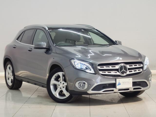 ＧＬＡクラス ＧＬＡ２２０　４マチック　プレミアムＰ　レーダーＰ　黒本革　パノラマＳＲ　禁煙車　ＢＳＡ　衝突軽減Ｂ　レーンキープ　キーレスＧＯ　自動駐車　ＬＥＤライト　純正ナビ　Ｂカメラ　地デジ　ＡＵＴＯテールＧ　電動シート　シートＨＴ（2枚目）