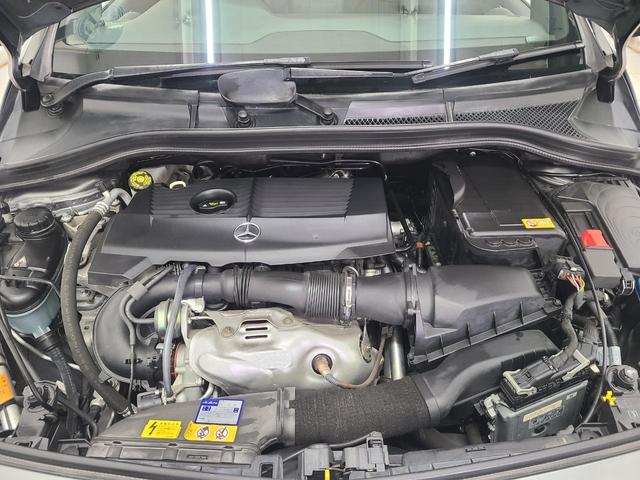 Bクラス B180 スポーツ ナイトパッケージ レーダーP 純正HDDナビ Bカメラ 地デジ ディストロニックプラス ブラインドスポットアシスト 衝突被害軽減ブレーキ Bi-xenonヘッドライト ハーフレザーシート M付きパワーシート 18AW(21枚目)