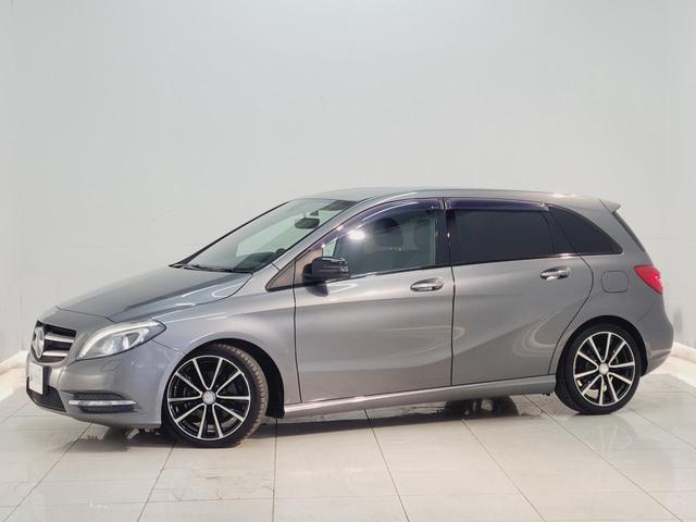 Bクラス B180 スポーツ ナイトパッケージ レーダーP 純正HDDナビ Bカメラ 地デジ ディストロニックプラス ブラインドスポットアシスト 衝突被害軽減ブレーキ Bi-xenonヘッドライト ハーフレザーシート M付きパワーシート 18AW(25枚目)