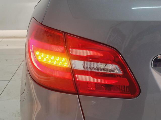 Bクラス B180 スポーツ ナイトパッケージ レーダーP 純正HDDナビ Bカメラ 地デジ ディストロニックプラス ブラインドスポットアシスト 衝突被害軽減ブレーキ Bi-xenonヘッドライト ハーフレザーシート M付きパワーシート 18AW(47枚目)