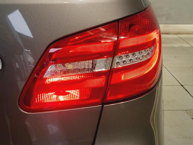 Bクラス B180 スポーツ ナイトパッケージ レーダーP 純正HDDナビ Bカメラ 地デジ ディストロニックプラス ブラインドスポットアシスト 衝突被害軽減ブレーキ Bi-xenonヘッドライト ハーフレザーシート M付きパワーシート 18AW(49枚目)