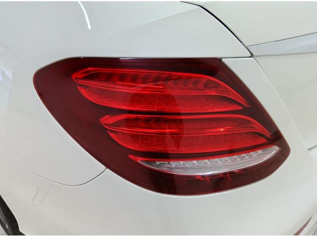 Ｅクラス Ｅ２２０ｄ　アバンギャルド　スポーツ　レーダーＰ　キーレスＧＯ　純正ナビ　地デジ　３６０カメラ　ハーフレザー　シートヒーター　ＰＴＳ　ＬＥＤライト　Ｂｌｕｅｔｏｏｔｈ　カープレイ　アンドロイドオート　ＤＳＲＣ　禁煙車　１９ＡＷ（34枚目）