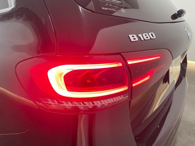 Ｂクラス Ｂ１８０　ＡＭＧライン　レーダーＰ　　キーレスＧＯ　純正ナビ　地デジ　ＥＴＣ　３６０カメラ　ハーフレザー　メモリ付きパワーシート　シートヒーター　ドラレコ　ＬＥＤライト　Ｂｌｕｅｔｏｏｔｈ　ＰＴＳ　　禁煙車　１８ＡＷ（38枚目）