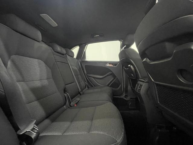 Ｂクラス Ｂ１８０　ベーシックＰプラス　レーダーＰ　純正ナビ　地デジ　Ｂカメラ　シートヒーター　Ｄ席パワーシート　パドルシフト　ＬＥＤライト　ＤＳＲＣ　Ｂｌｕｅｔｏｏｔｈ　ドラレコ　ＰＴＳ　キーレスＧＯ　禁煙車　１６ＡＷ（16枚目）