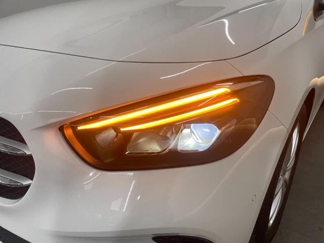 Ｂクラス Ｂ１８０　レーダーＰ　　キーレスＧＯ　純正ナビ　地デジ　ＥＴＣ　Ｂカメラ　ハーフレザー　メモリ付きパワーシート　シートヒーター　　ＬＥＤライト　Ｂｌｕｅｔｏｏｔｈ　ＰＴＳ　　禁煙車　１７ＡＷ（36枚目）