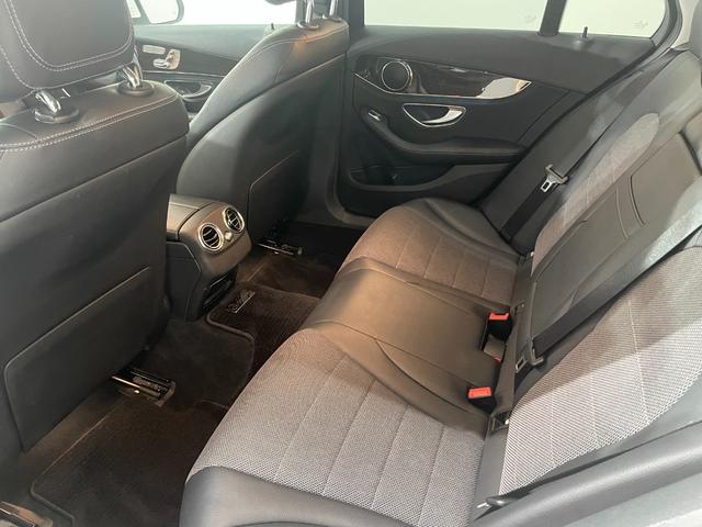 Ｃクラスステーションワゴン Ｃ２００ステーションワゴン　アバンギャルド　レーダーＰ　キーレスＧＯ　純正ナビ　地デジ　Ｂカメラ　ハーフレザー　シートヒーター　ＰＴＳ　電動リアゲート　ＬＥＤライト　ＥＴＣ　Ｂｌｕｅｔｏｏｔｈ　１７ＡＷ（15枚目）