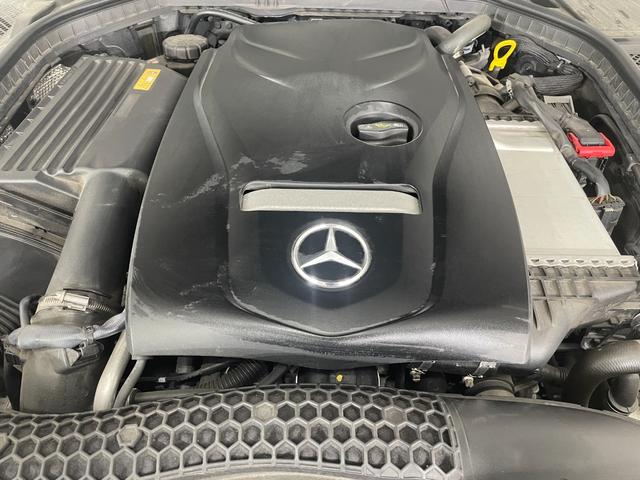 Ｃクラスステーションワゴン Ｃ２００ステーションワゴン　アバンギャルド　レーダーＰ　キーレスＧＯ　純正ナビ　地デジ　Ｂカメラ　ハーフレザー　シートヒーター　ＰＴＳ　電動リアゲート　ＬＥＤライト　ＥＴＣ　Ｂｌｕｅｔｏｏｔｈ　１７ＡＷ（34枚目）