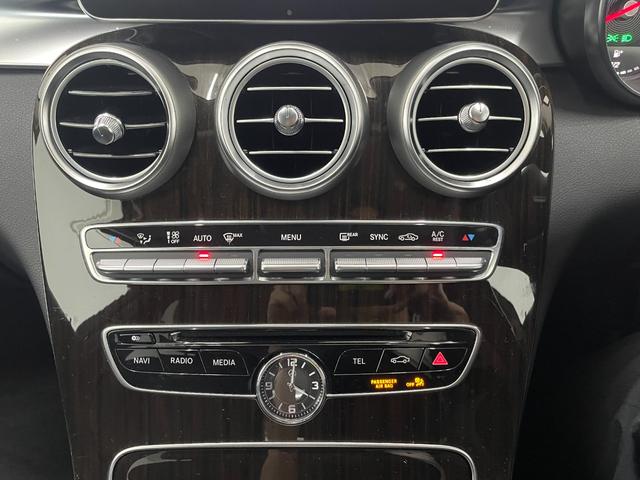 Ｃクラス Ｃ２００アバンギャルド　ベーシックＰ　レーダーＰ　キーレスＧＯ　純正ナビ　地デジ　Ｂカメラ　ハーフレザー　シートヒーター　ＰＴＳ　ＬＥＤライト　　Ｂｌｕｅｔｏｏｔｈ　禁煙車　１７ＡＷ（27枚目）