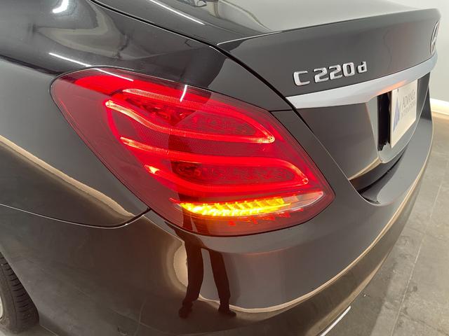 Ｃクラス Ｃ２２０ｄアバンギャルド　ＡＭＧライン　赤本革　レーダーＰ　キーレスＧＯ　純正ナビ　地デジ　Ｂカメラ　シートヒーター　ＰＴＳ　ＬＥＤライト　ＨＵＤ　　ＥＴＣ　Ｂｌｕｅｔｏｏｔｈ　１８ＡＷ（38枚目）