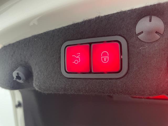 Ｃクラス Ｃ２２０ｄアバンギャルド　ＡＭＧライン　黒本革　レーダーＰ　キーレスＧＯ　純正ナビ　地デジ　Ｂカメラ　シートヒーター　ＰＴＳ　ＬＥＤライト　ＨＵＤ　　ＥＴＣ　Ｂｌｕｅｔｏｏｔｈ　１８ＡＷ（20枚目）