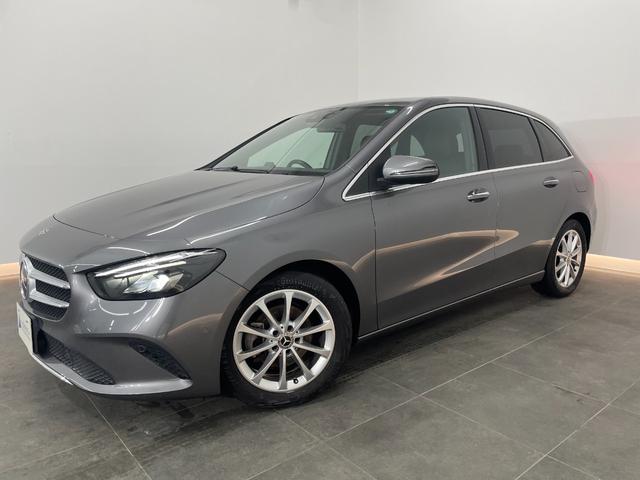 Bクラス B180 レーダーP  キーレスGO 純正ナビ 地デジ ETC Bカメラ ハーフレザー メモリ付きパワーシート シートヒーター  LEDライト Bluetooth PTS  禁煙車 17AW(8枚目)