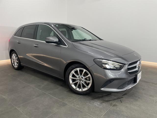 Bクラス B180 レーダーP  キーレスGO 純正ナビ 地デジ ETC Bカメラ ハーフレザー メモリ付きパワーシート シートヒーター  LEDライト Bluetooth PTS  禁煙車 17AW(9枚目)