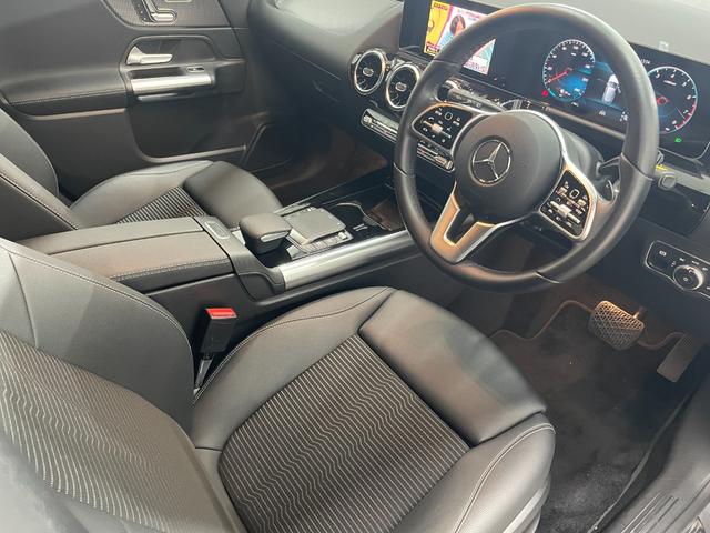 Bクラス B180 レーダーP  キーレスGO 純正ナビ 地デジ ETC Bカメラ ハーフレザー メモリ付きパワーシート シートヒーター  LEDライト Bluetooth PTS  禁煙車 17AW(11枚目)