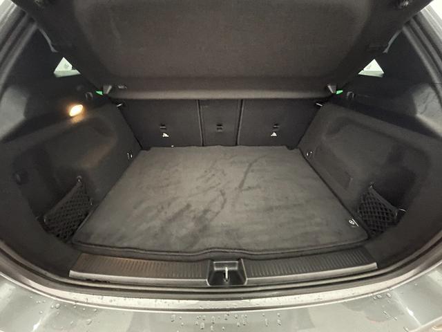 Bクラス B180 レーダーP  キーレスGO 純正ナビ 地デジ ETC Bカメラ ハーフレザー メモリ付きパワーシート シートヒーター  LEDライト Bluetooth PTS  禁煙車 17AW(18枚目)