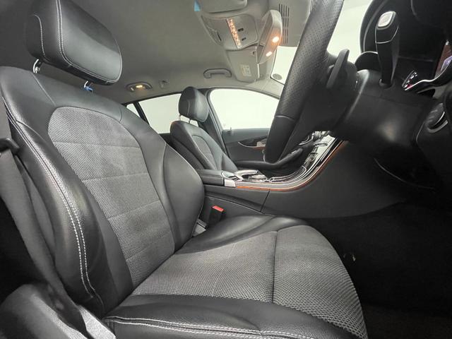 Ｃクラスステーションワゴン Ｃ２００ステーションワゴン　アバンギャルド　レーダーＰ　キーレスＧＯ　純正ナビ　地デジ　Ｂカメラ　ハーフレザー　シートヒーター　ＰＴＳ　電動リアゲート　ＬＥＤライト　ＥＴＣ　Ｂｌｕｅｔｏｏｔｈ　１７ＡＷ（12枚目）
