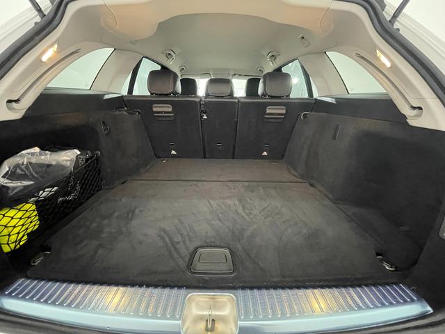 Ｃクラスステーションワゴン Ｃ２００ステーションワゴン　アバンギャルド　レーダーＰ　キーレスＧＯ　純正ナビ　地デジ　Ｂカメラ　ハーフレザー　シートヒーター　ＰＴＳ　電動リアゲート　ＬＥＤライト　ＥＴＣ　Ｂｌｕｅｔｏｏｔｈ　１７ＡＷ（19枚目）