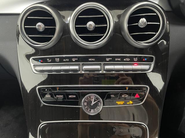 Ｃクラスステーションワゴン Ｃ２００ステーションワゴン　アバンギャルド　レーダーＰ　キーレスＧＯ　純正ナビ　地デジ　Ｂカメラ　ハーフレザー　シートヒーター　ＰＴＳ　電動リアゲート　ＬＥＤライト　ＥＴＣ　Ｂｌｕｅｔｏｏｔｈ　１７ＡＷ（25枚目）