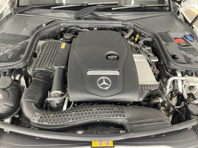 Ｃクラスステーションワゴン Ｃ２００ステーションワゴン　アバンギャルド　レーダーＰ　キーレスＧＯ　純正ナビ　地デジ　Ｂカメラ　ハーフレザー　シートヒーター　ＰＴＳ　電動リアゲート　ＬＥＤライト　ＥＴＣ　Ｂｌｕｅｔｏｏｔｈ　１７ＡＷ（33枚目）