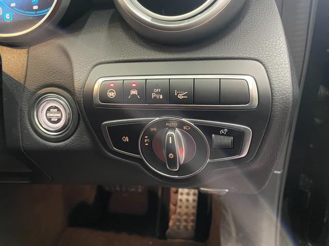 Ｃクラスステーションワゴン Ｃ２２０ｄ　ステーションワゴンローレウスエディション　レザーＥＸ　純正ナビ　地デジ　３６０カメラ　レッドレザー　シートヒーター　シートクーラー　パワーシート　ＬＥＤライト　ＤＳＲＣ　ＨＵＤ　ブルメスター　リアゲート　カープレイ　アンドロイドオート（17枚目）