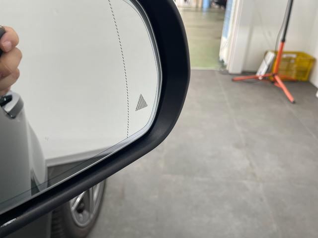 Ｃクラスステーションワゴン Ｃ２２０ｄ　ステーションワゴンローレウスエディション　レザーＥＸ　純正ナビ　地デジ　３６０カメラ　レッドレザー　シートヒーター　シートクーラー　パワーシート　ＬＥＤライト　ＤＳＲＣ　ＨＵＤ　ブルメスター　リアゲート　カープレイ　アンドロイドオート（66枚目）