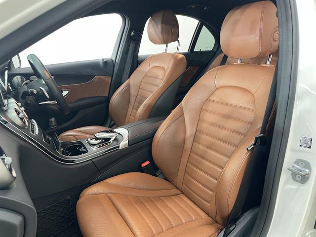 Cクラス C200ローレウスエディションスポーツプラスパック 後期型 1オーナー レザーEX レーダーP 純正ナビ 地デジ 360カメラ レッドレザー シートヒーター シートクーラー DSRC HUD ブルメスター リアゲート カープレイ アンドロイドオート(12枚目)